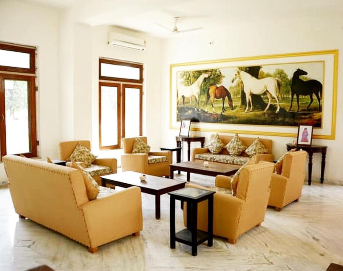 Bhanwar Vilas Palace Karauli Екстериор снимка