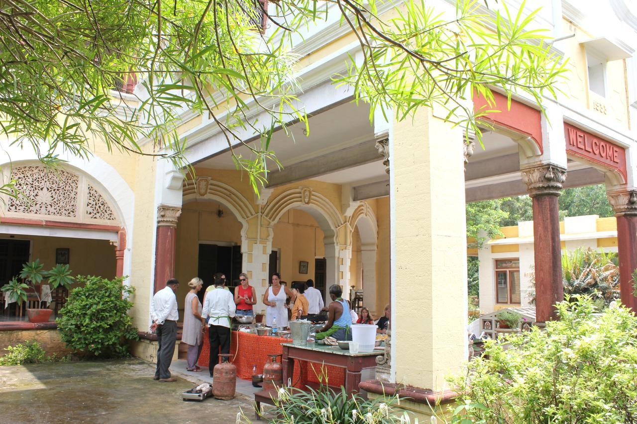 Bhanwar Vilas Palace Karauli Екстериор снимка